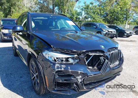 2021 BMW X3 Sdrive30I z USA, uszkodzony, nr VIN 5UXTY3C04M9H95625